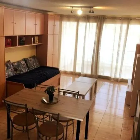 Balcon Del Mar 아파트